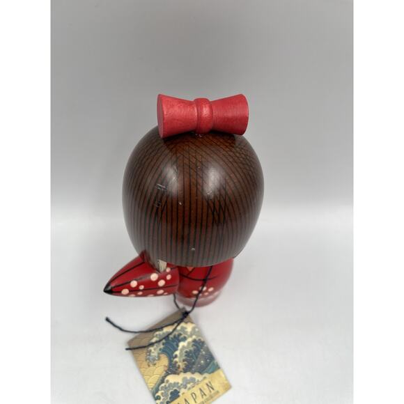Japanese Kokeshi Wooden Doll 5.5"H Girl Red Kimono Umbrella Ameyadori JAPAN MADE - Picture 3 of 10